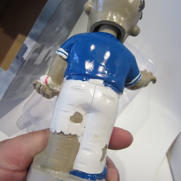 Toronto Blue Jays Friday 13th Zombie Night Figure Bobblehead - 2019 - Limited - Picture 3 of 7